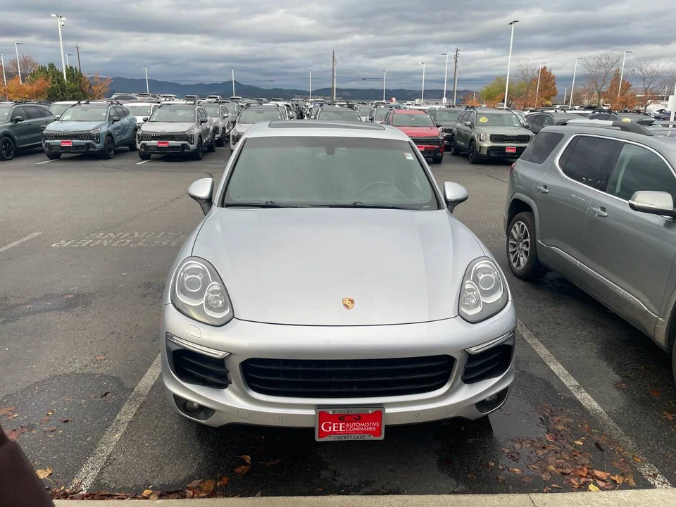 2017 Porsche 958 Cayenne - Image 6 of 7