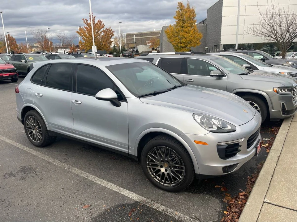 2017 Porsche 958 Cayenne - Image 5 of 7