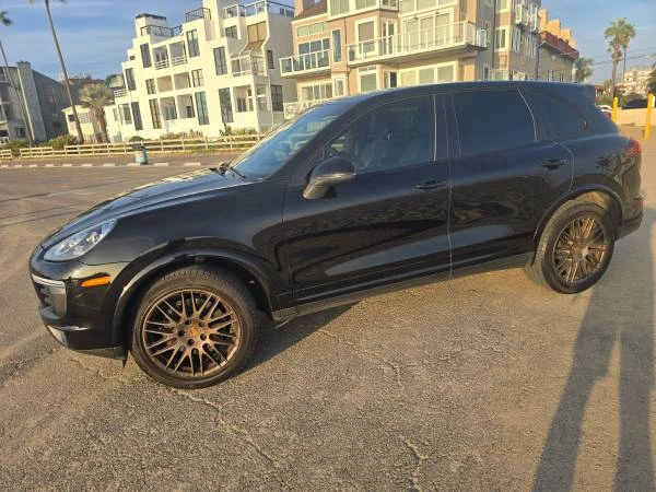 2017 Porsche 958 Cayenne - Image 12 of 19