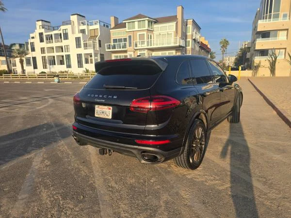 2017 Porsche 958 Cayenne - Image 7 of 19
