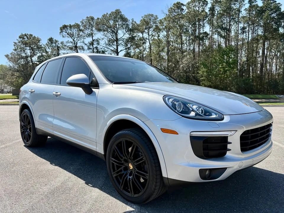 2017 Porsche 958 Cayenne - Image 7 of 20