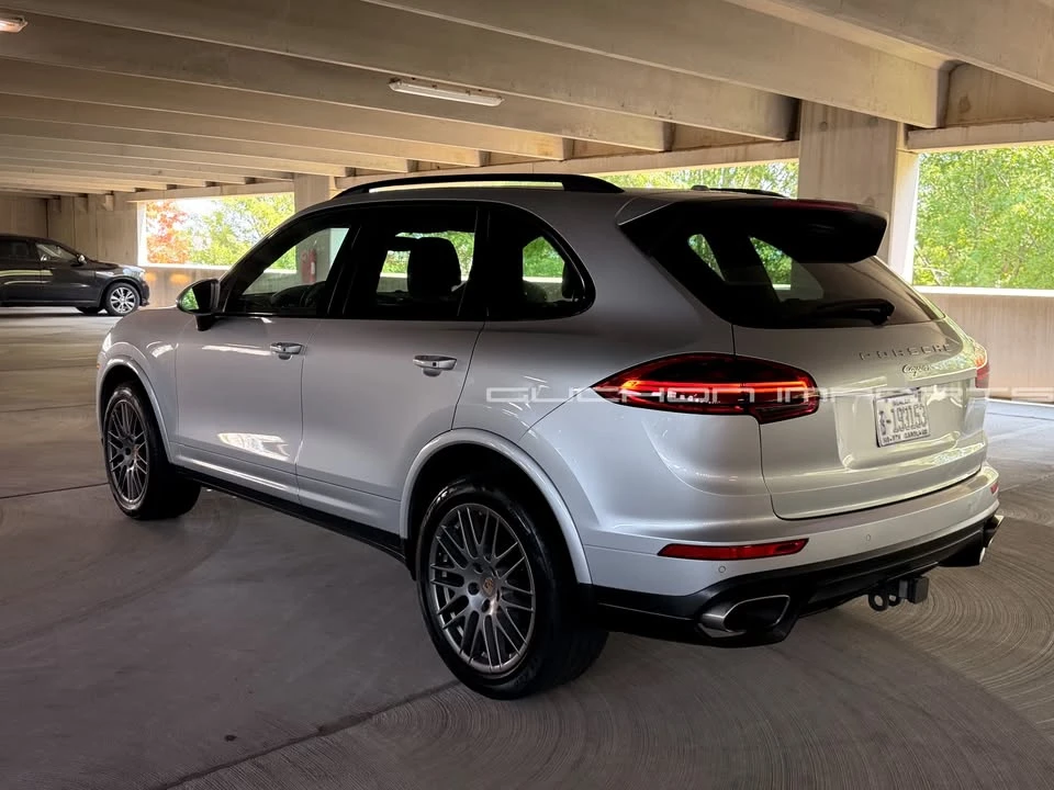 2017 Porsche 958 Cayenne - Image 3 of 20