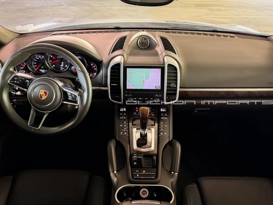 2017 Porsche 958 Cayenne - Image 10 of 20