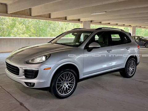 2017 Porsche Cayenne Platinum Edition