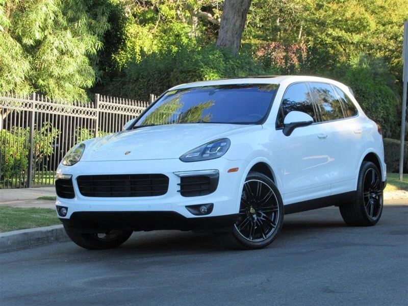 2017 Porsche 958 Cayenne - Image 6 of 20