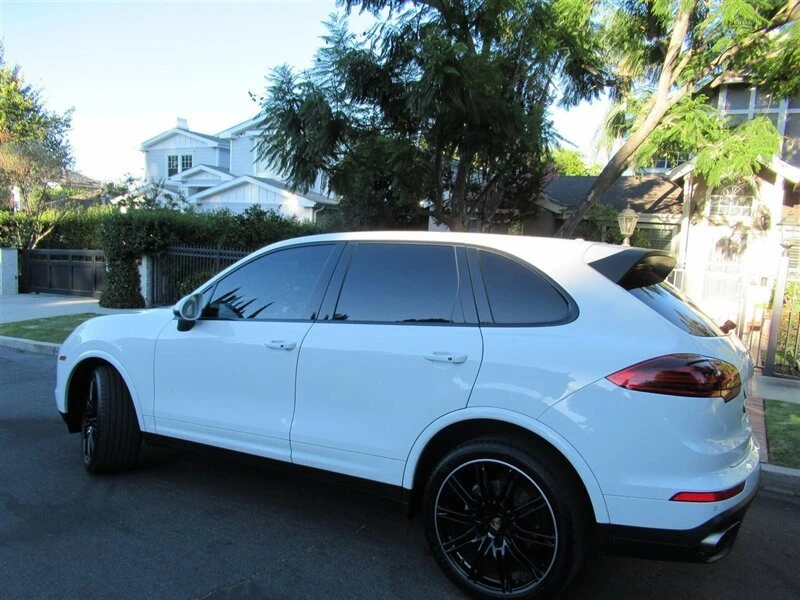 2017 Porsche 958 Cayenne - Image 5 of 20