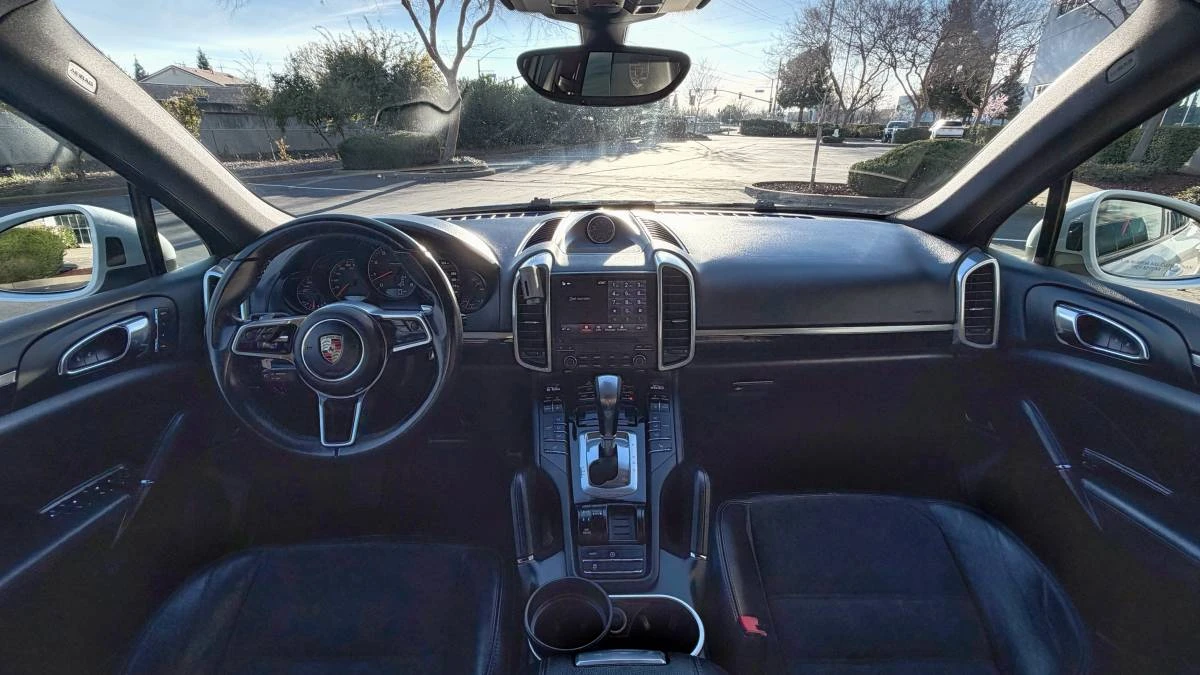 2017 Porsche 958 Cayenne - Image 7 of 16