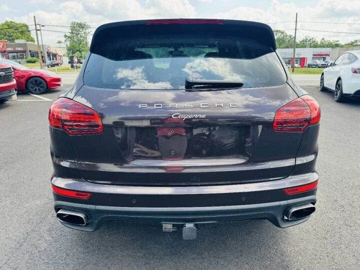 2017 Porsche 958 Cayenne - Image 4 of 7