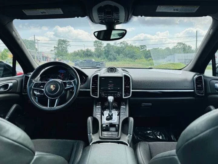 2017 Porsche 958 Cayenne - Image 6 of 7