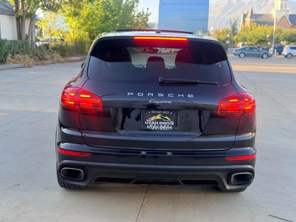 2017 Porsche 958 Cayenne - Image 6 of 17