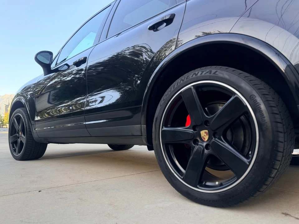 2017 Porsche 958 Cayenne - Image 9 of 17