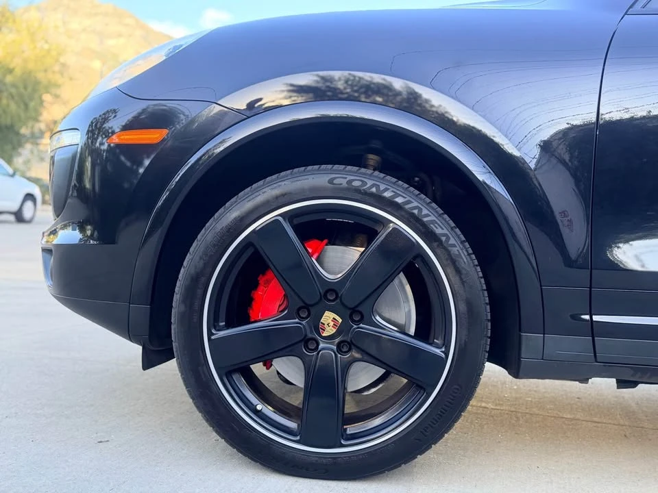 2017 Porsche 958 Cayenne - Image 8 of 17