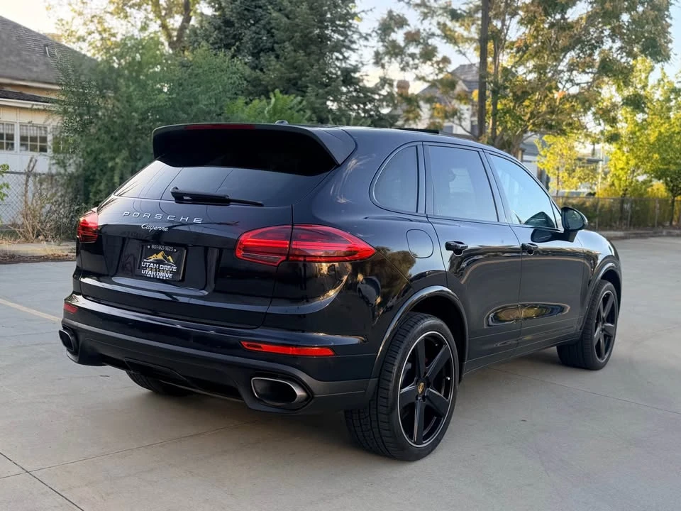 2017 Porsche 958 Cayenne - Image 7 of 17