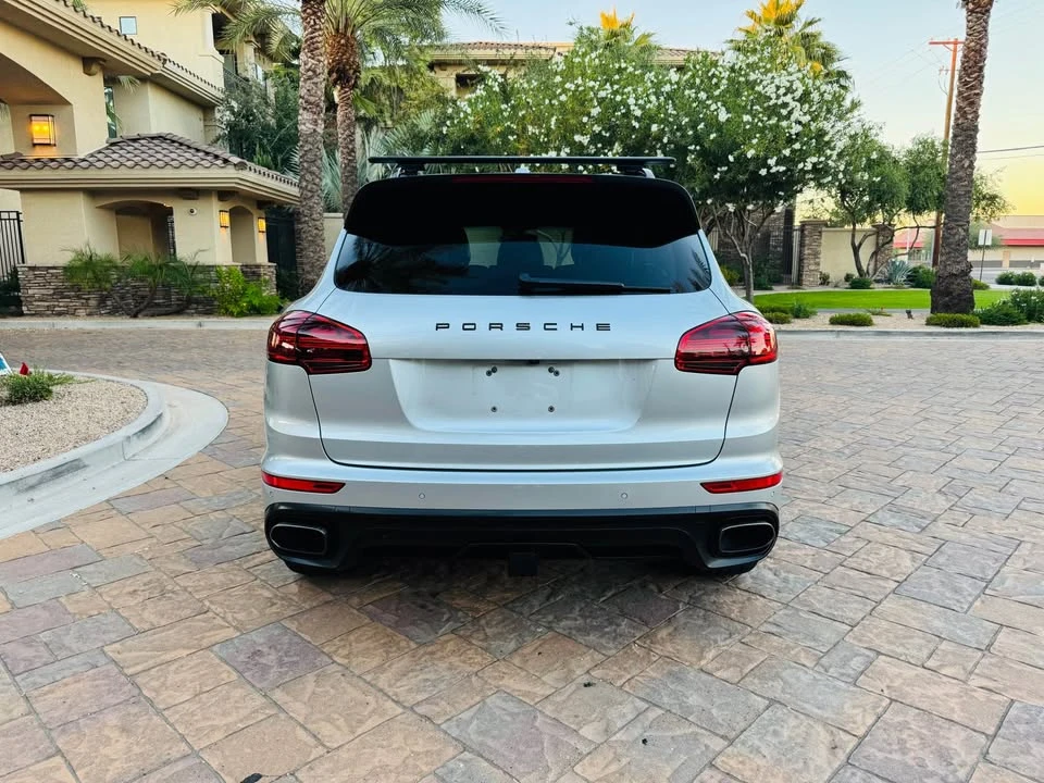 2017 Porsche 958 Cayenne - Image 12 of 13