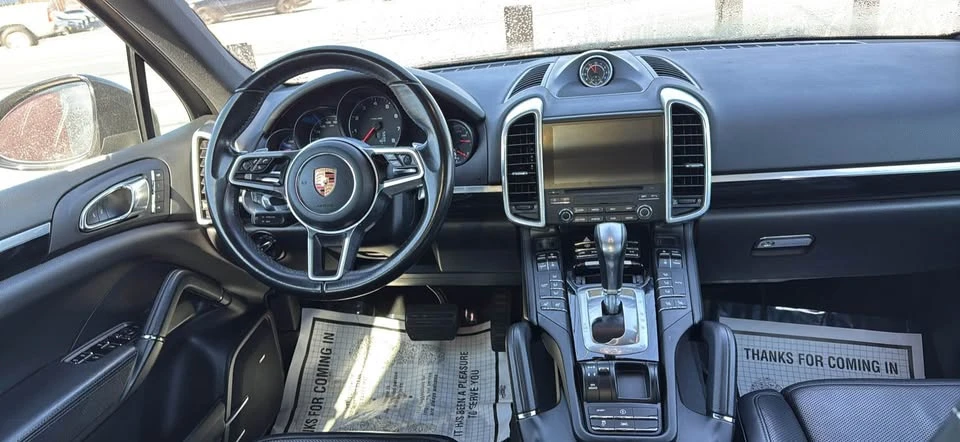 2017 Porsche 958 Cayenne - Image 13 of 18