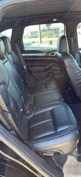 2017 Porsche 958 Cayenne - Image 12 of 18
