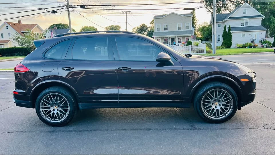 2017 Porsche 958 Cayenne - Image 18 of 20