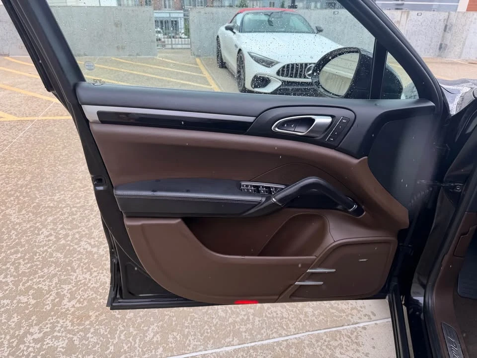 2017 Porsche 958 Cayenne - Image 7 of 20