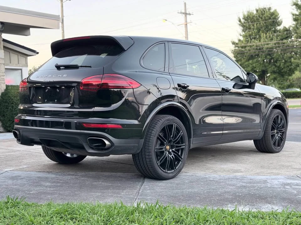 2017 Porsche 958 Cayenne - Image 5 of 20