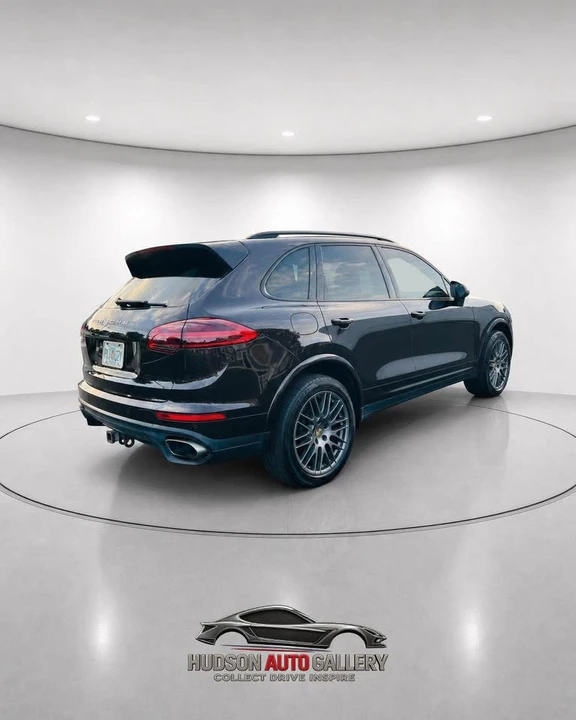2017 Porsche 958 Cayenne - Image 6 of 20