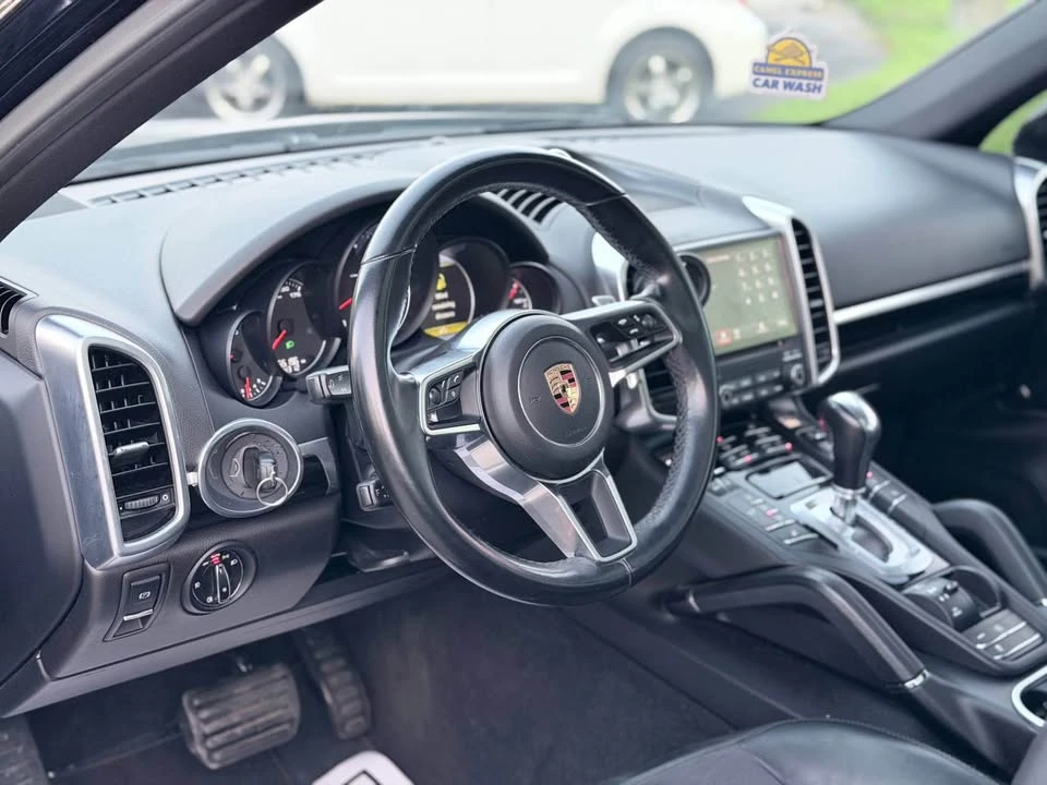 2017 Porsche 958 Cayenne - Image 19 of 20
