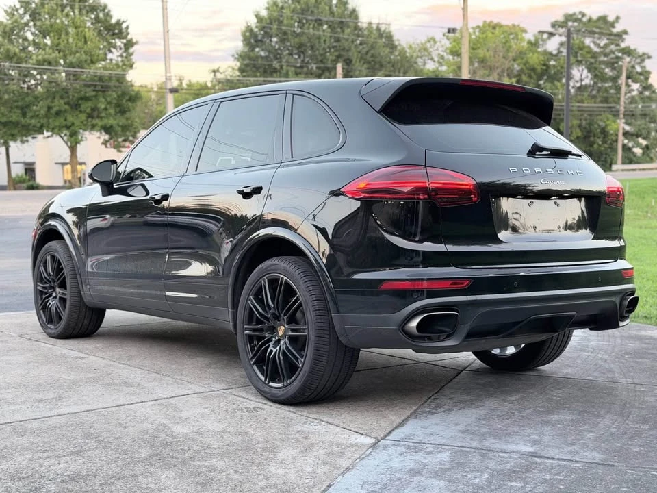 2017 Porsche 958 Cayenne - Image 3 of 20
