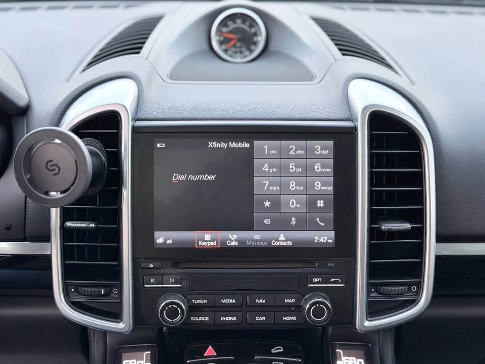 2017 Porsche 958 Cayenne - Image 11 of 20