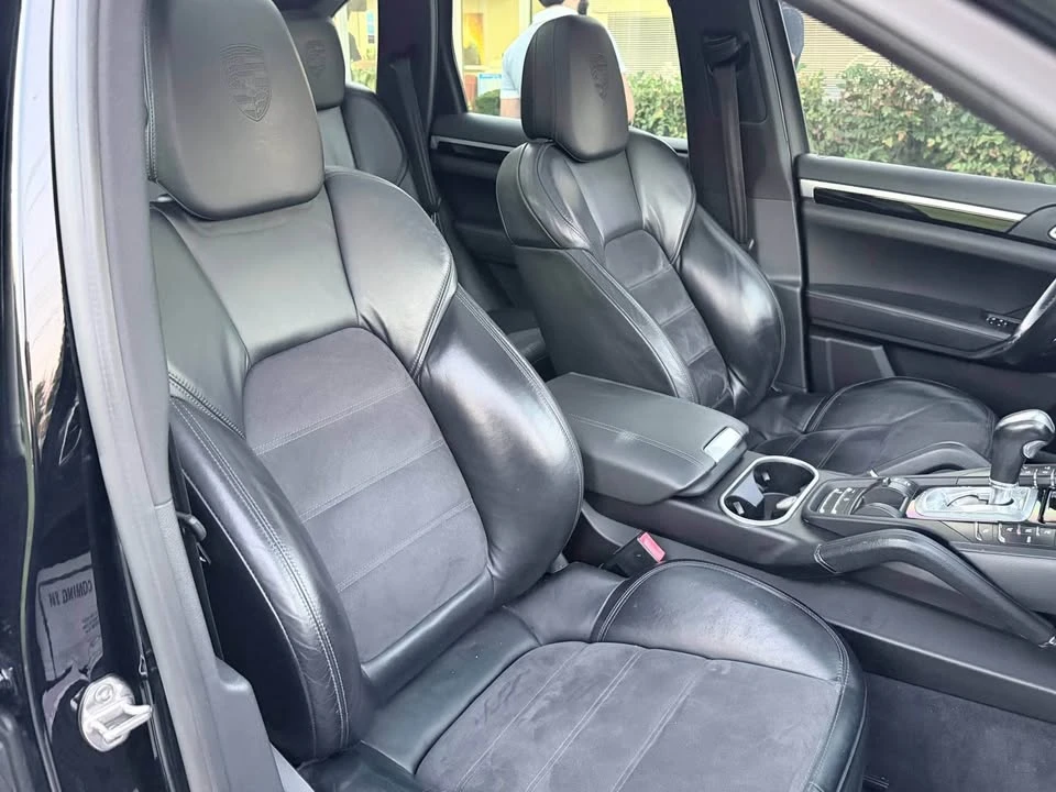 2017 Porsche 958 Cayenne - Image 15 of 20