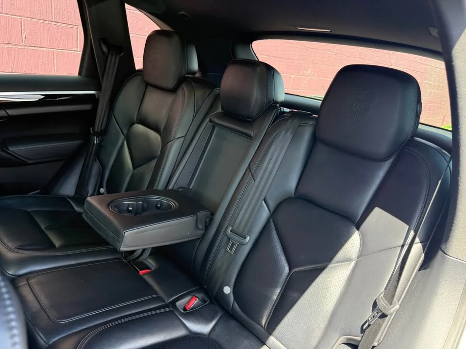 2017 Porsche 958 Cayenne - Image 10 of 19