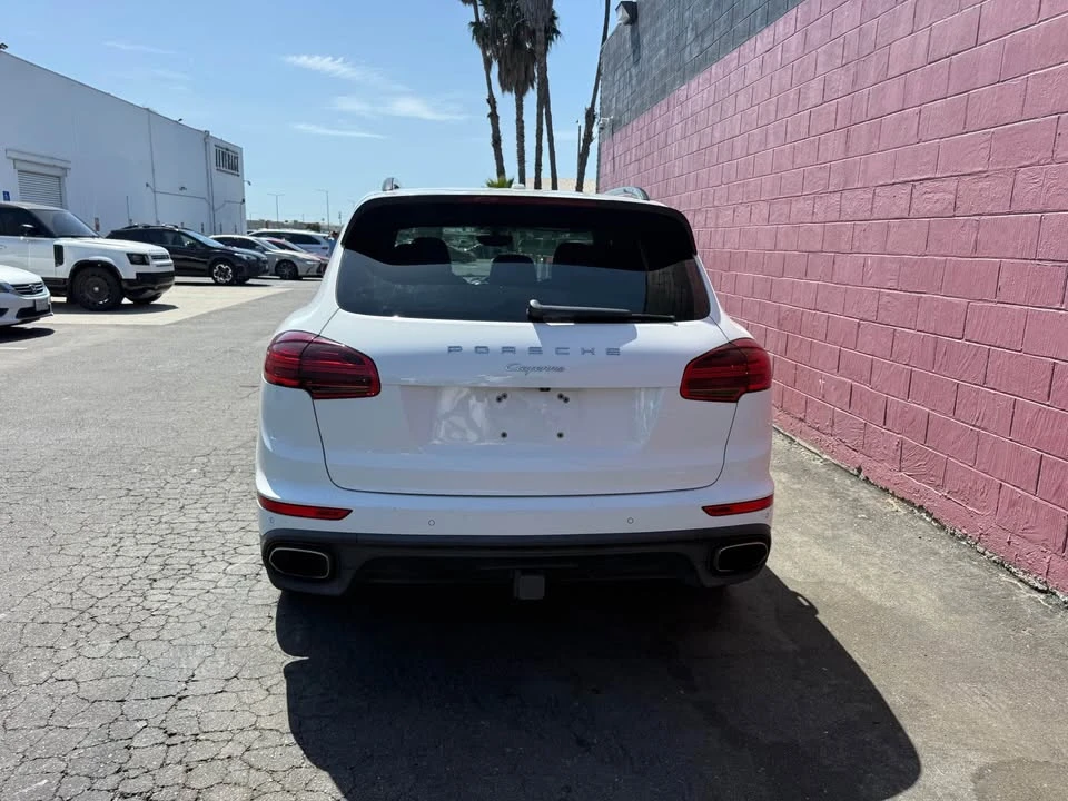 2017 Porsche 958 Cayenne - Image 5 of 19