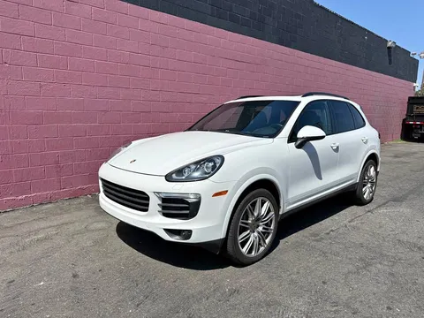 2017 Porsche Cayenne Platinum Edition