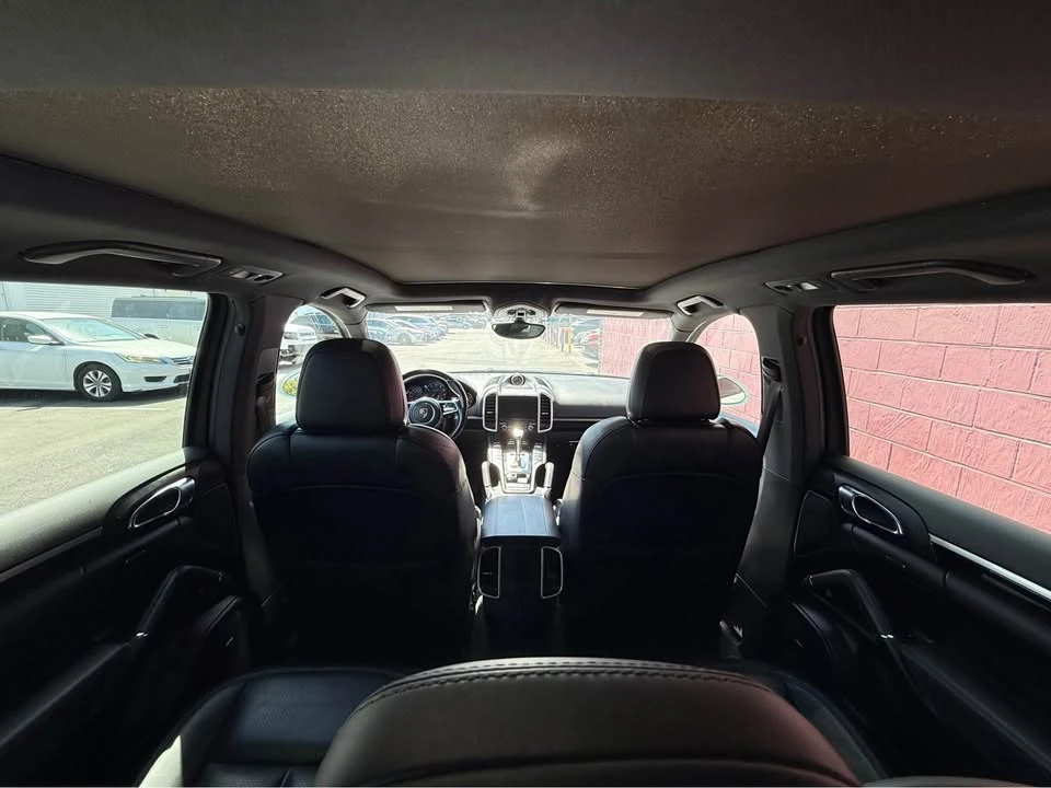 2017 Porsche 958 Cayenne - Image 15 of 19