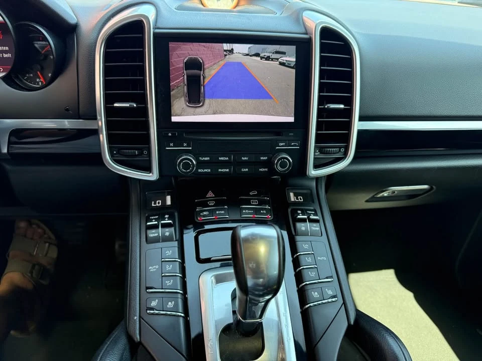 2017 Porsche 958 Cayenne - Image 17 of 19