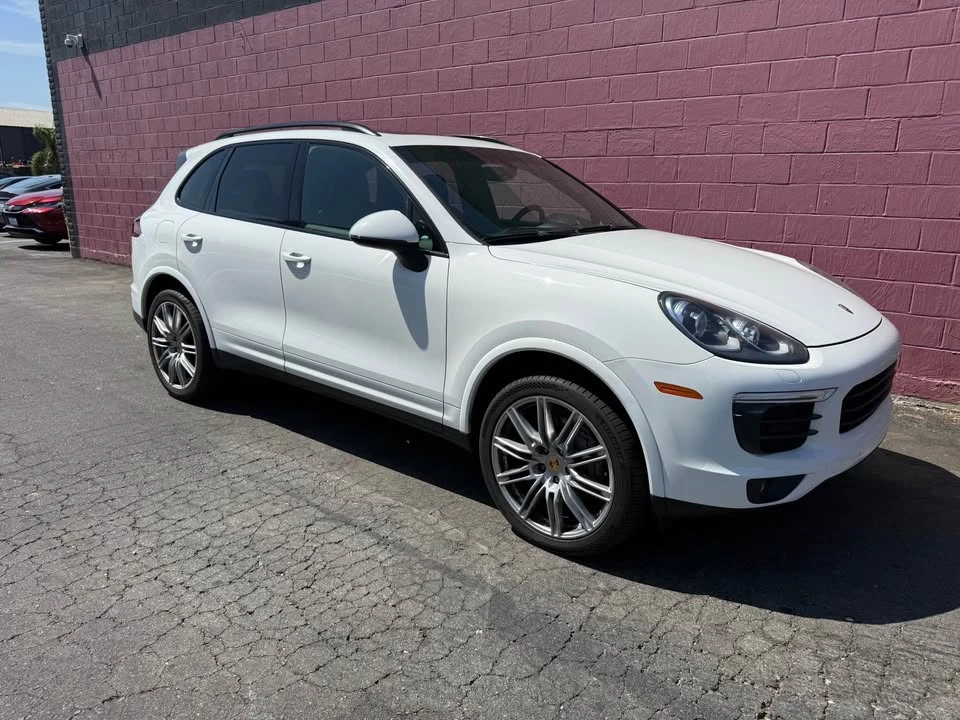 2017 Porsche 958 Cayenne - Image 8 of 19
