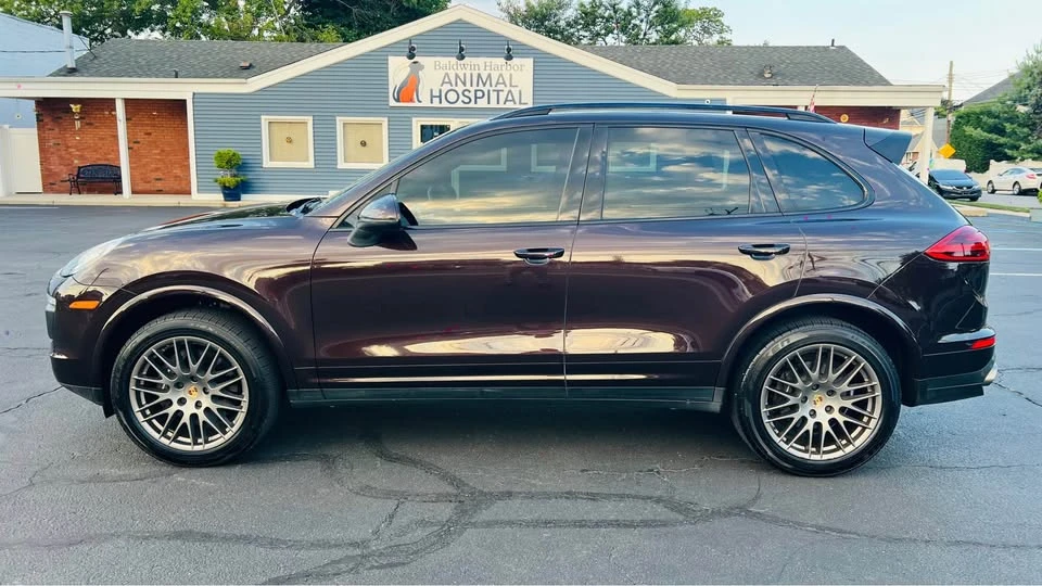 2017 Porsche 958 Cayenne - Image 13 of 15