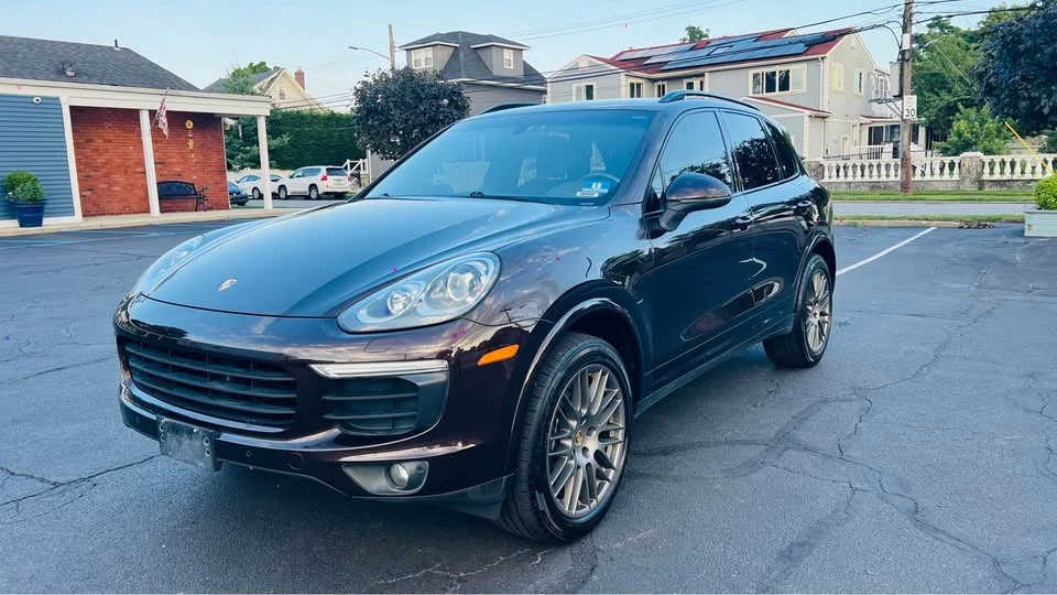 2017 Porsche 958 Cayenne - Image 11 of 15