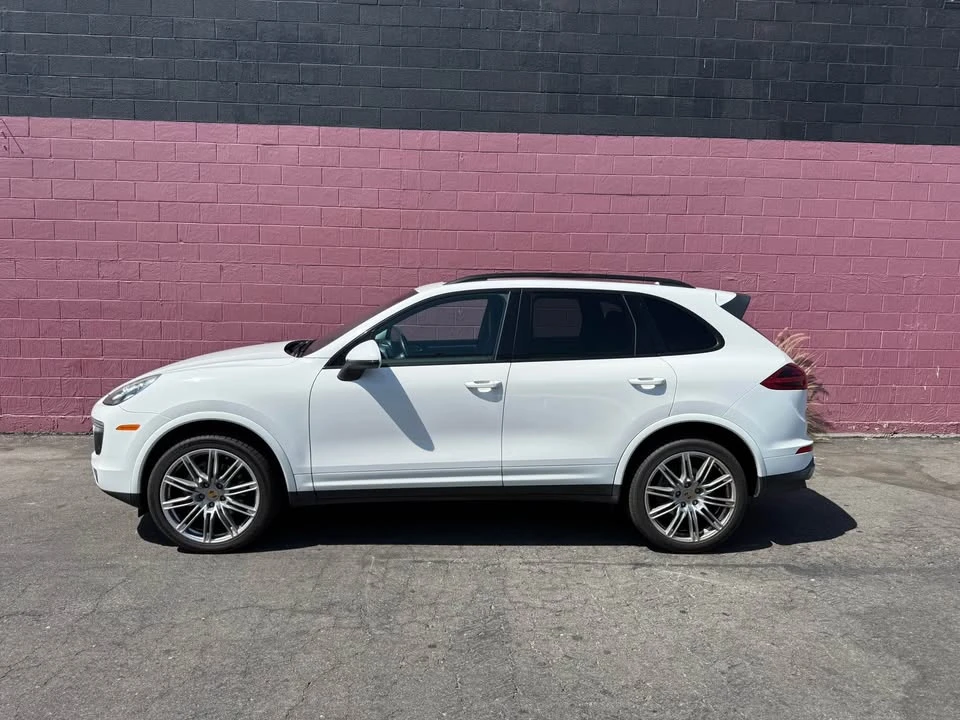 2017 Porsche 958 Cayenne - Image 3 of 19