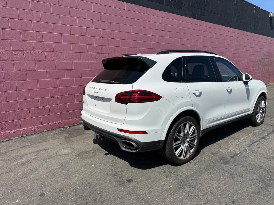 2017 Porsche 958 Cayenne - Image 6 of 19