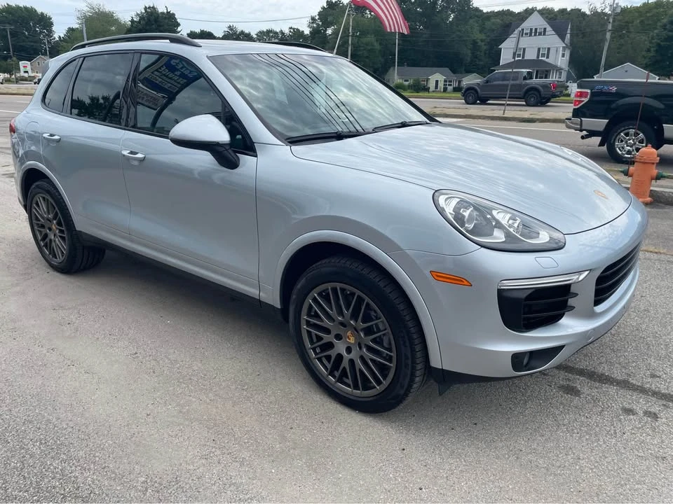 2017 Porsche 958 Cayenne - Image 11 of 17