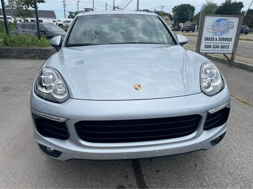 2017 Porsche 958 Cayenne - Image 12 of 17