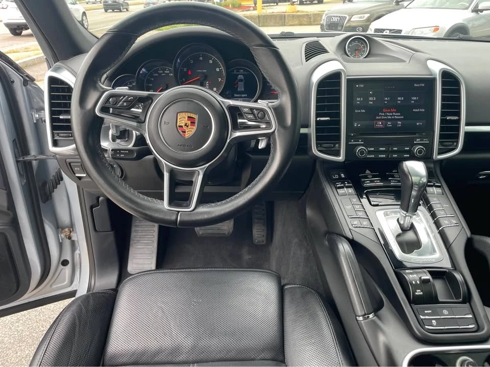 2017 Porsche 958 Cayenne - Image 16 of 17