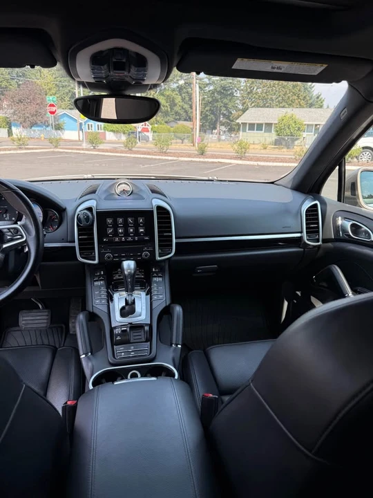 2017 Porsche 958 Cayenne - Image 14 of 15