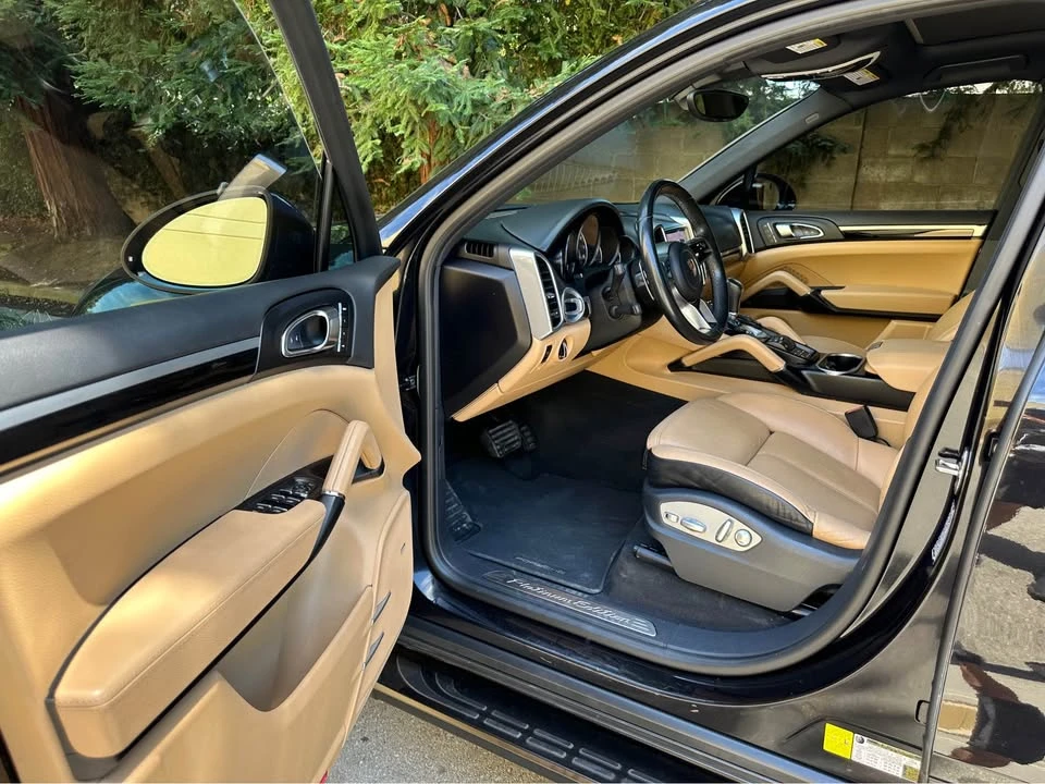 2017 Porsche 958 Cayenne - Image 7 of 19