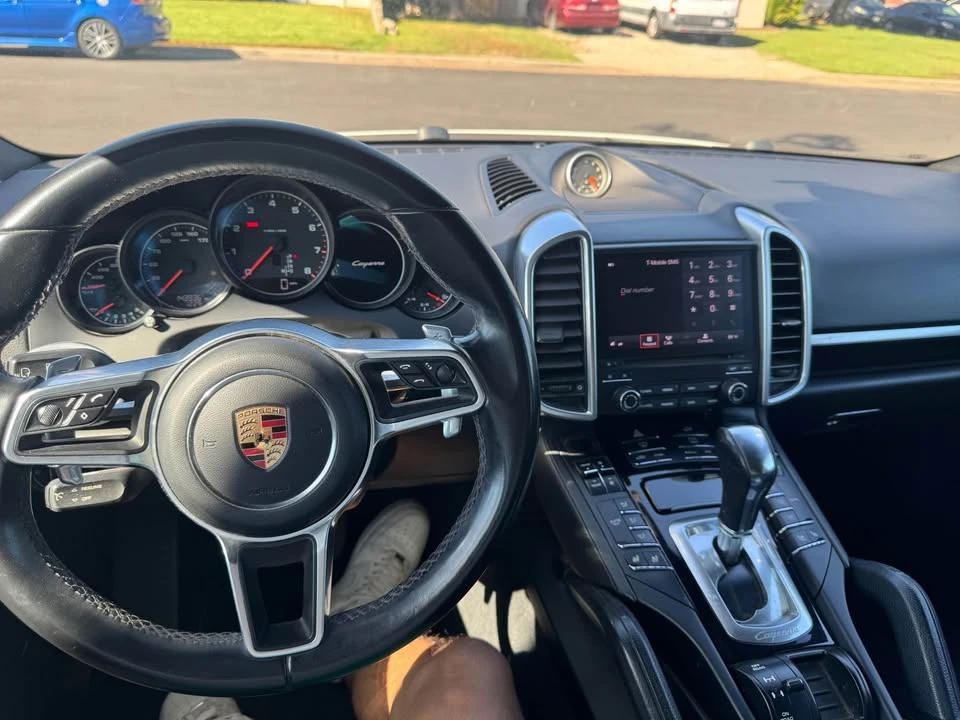 2017 Porsche 958 Cayenne - Image 7 of 12
