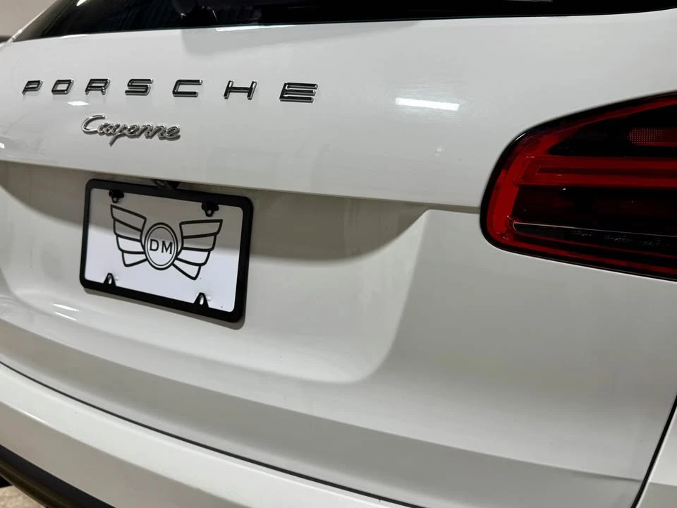 2017 Porsche 958 Cayenne - Image 12 of 20