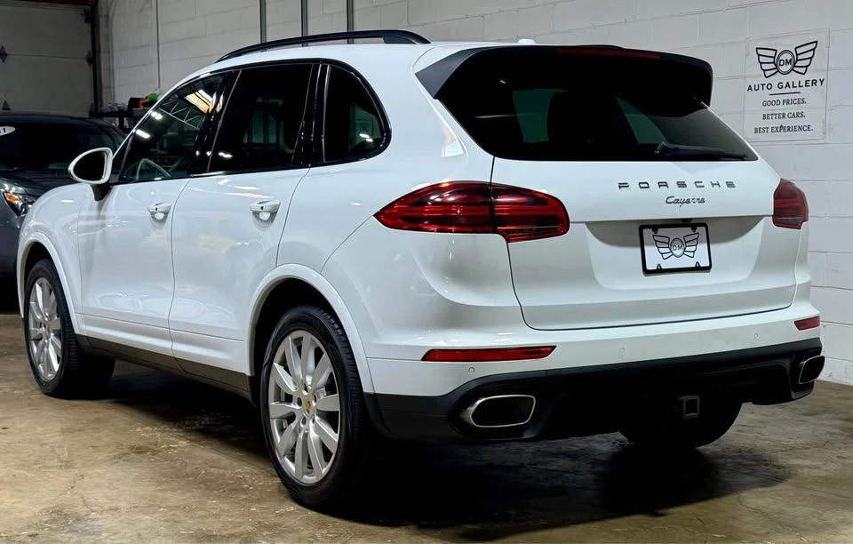 2017 Porsche 958 Cayenne - Image 7 of 20