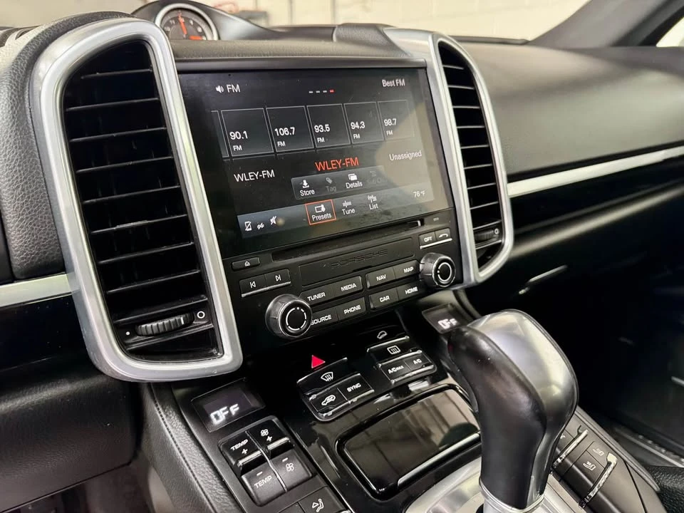 2017 Porsche 958 Cayenne - Image 17 of 20