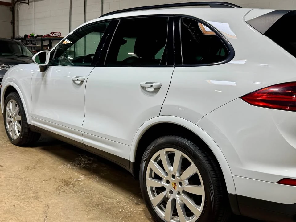 2017 Porsche 958 Cayenne - Image 10 of 20