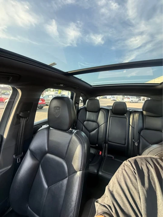2017 Porsche 958 Cayenne - Image 14 of 15