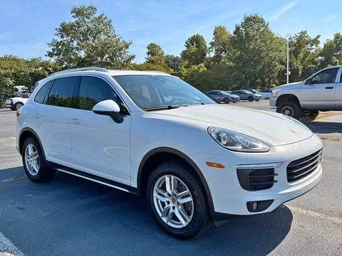 2017 Porsche Cayenne Platinum Edition